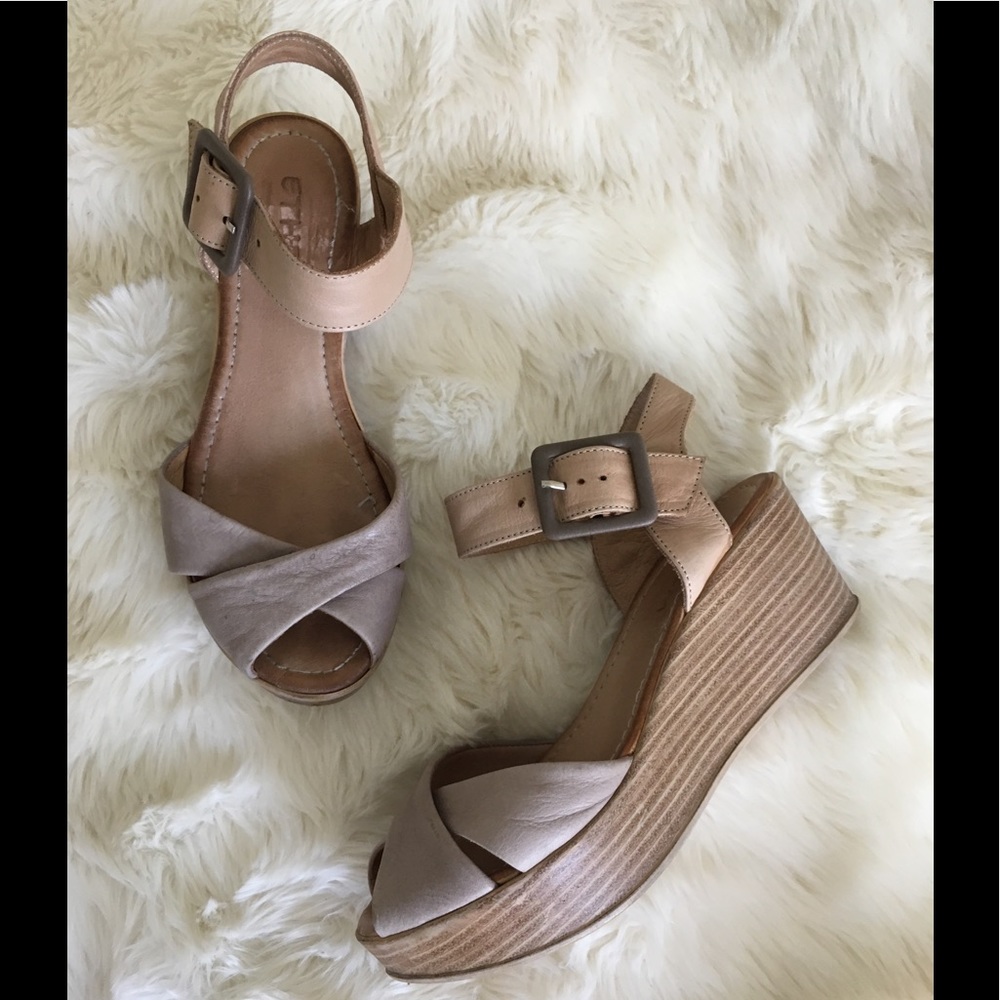 Anthropologie Ethem Bahar Leather Wedge